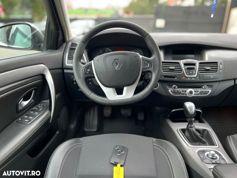 Renault Laguna ENERGY dCi 130 FAP Start & Stop Limited - 13