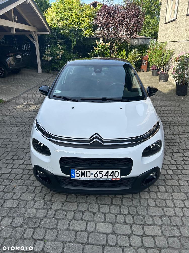 Citroën C3 1.2 PureTech Shine - 1