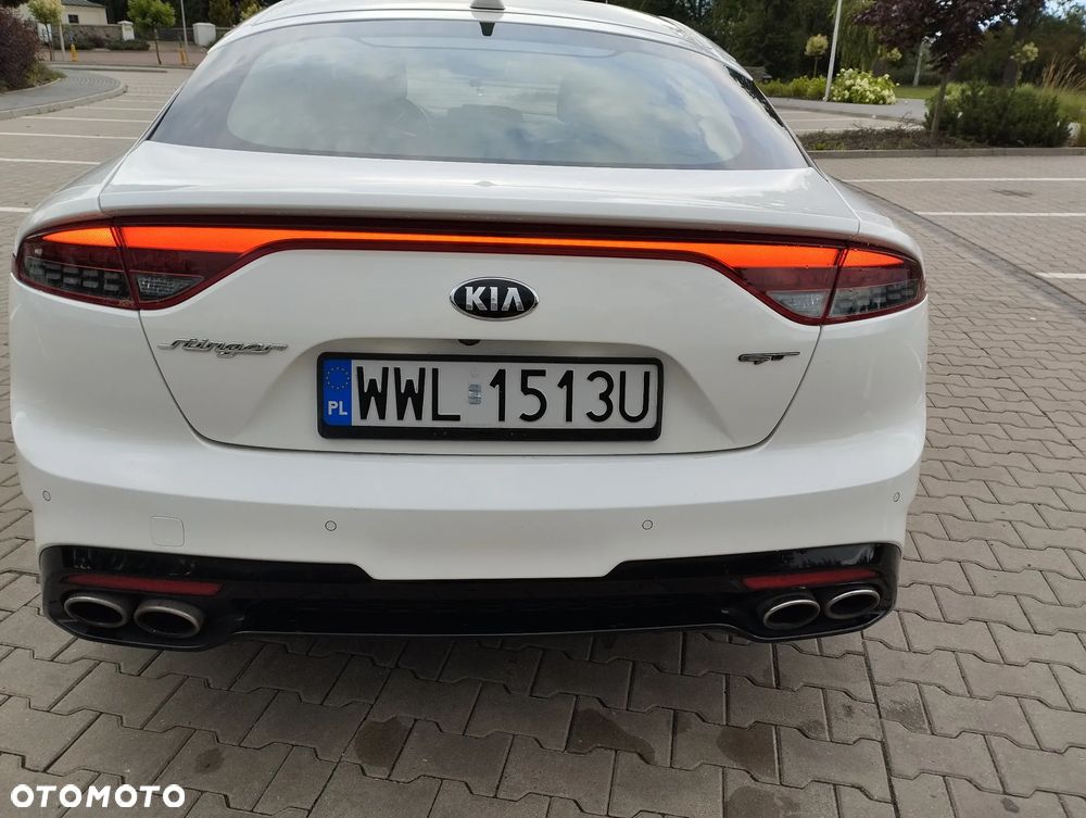 Kia Stinger 3.3 T-GDI V6 GT AWD - 18