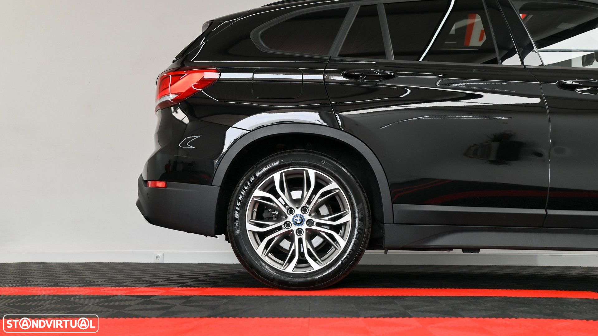 BMW X1 25 e xDrive Line Sport - 18