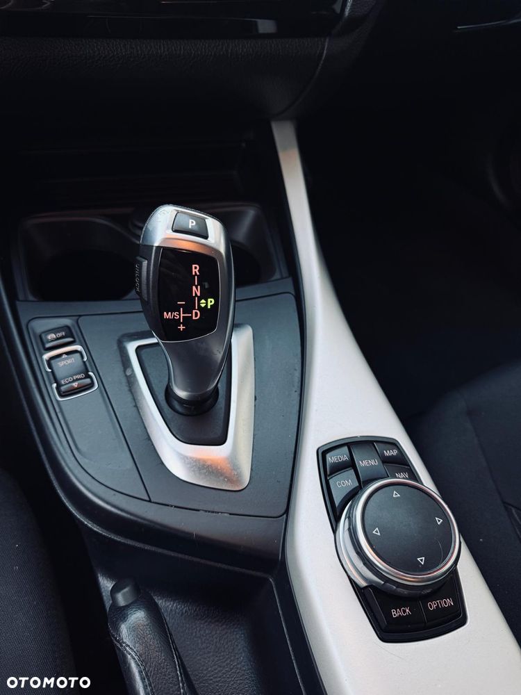 BMW Seria 1 118i M Sport - 13