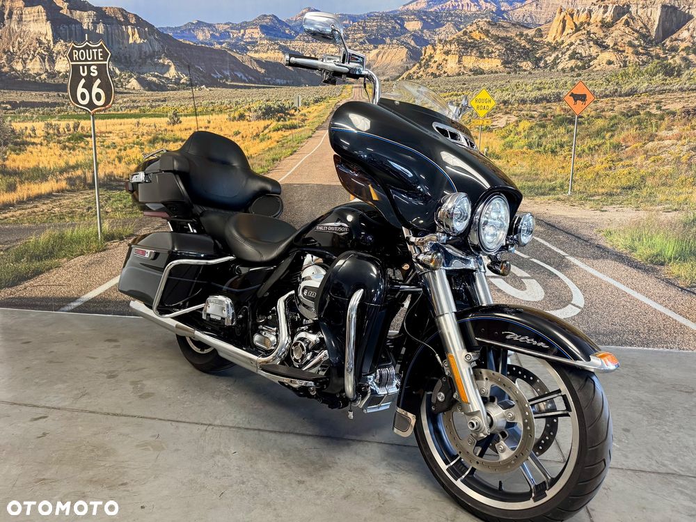 Harley-Davidson Touring Electra Glide - 2