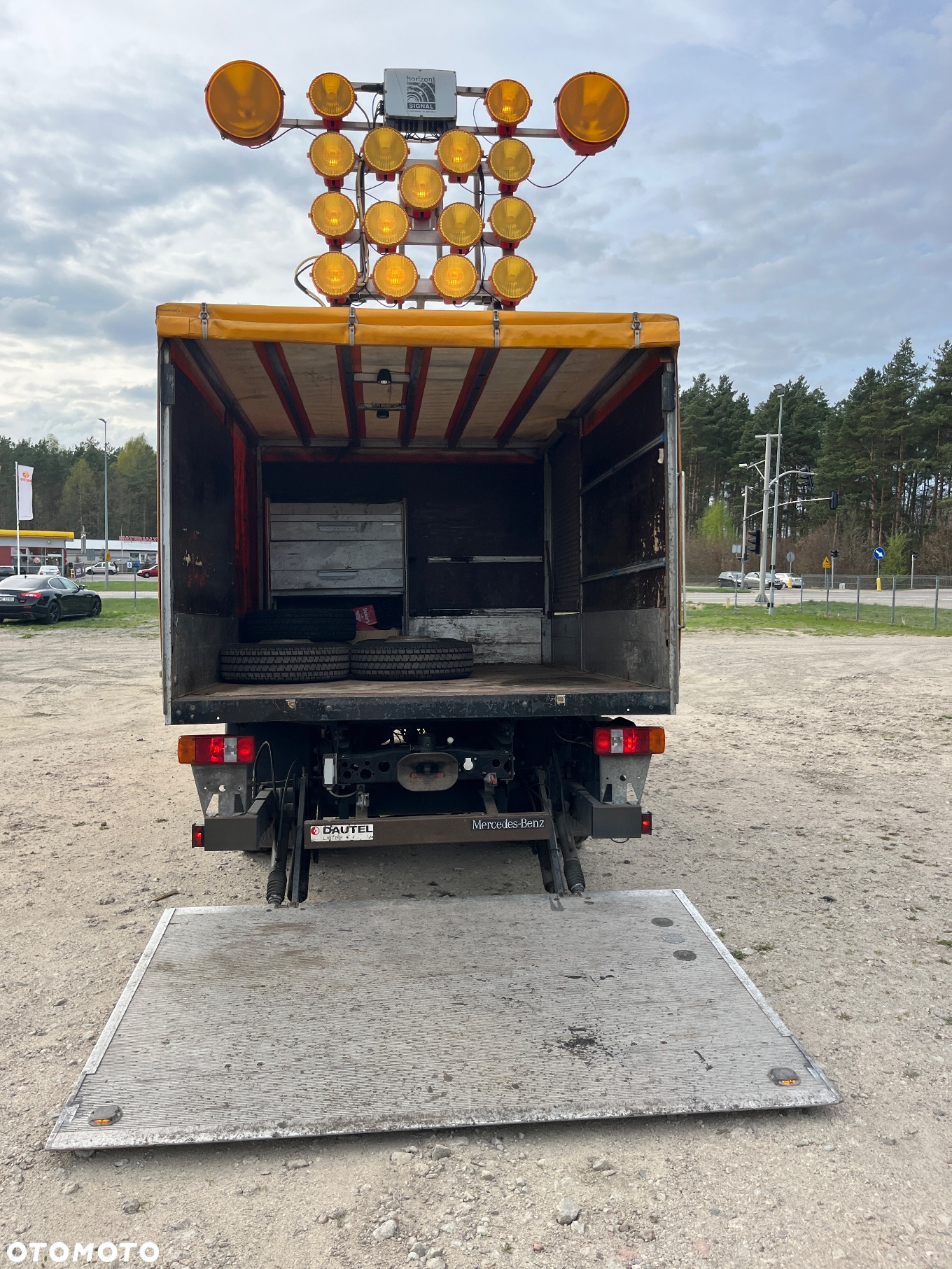 Mercedes-Benz Vario 816d - 11