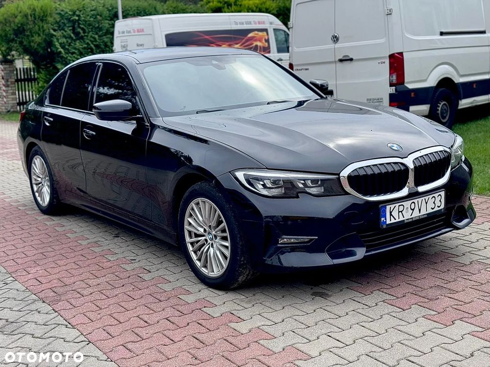 BMW Seria 3 318d Sport Line - 2