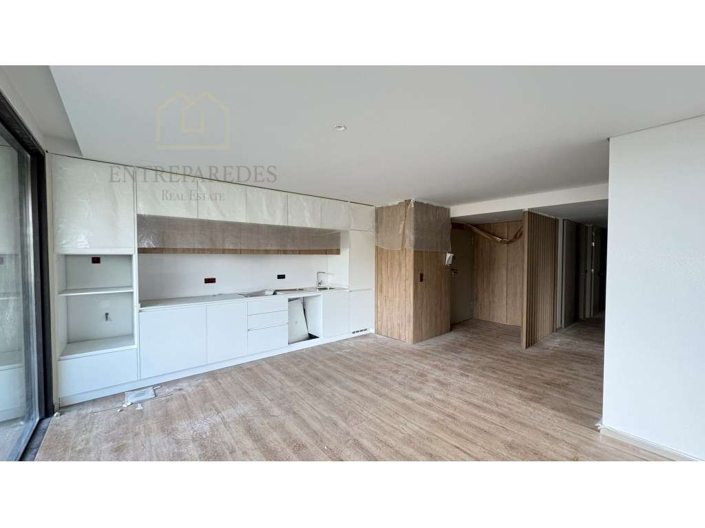 Apartamento T3 com varanda e lugar de garagem para comprar em Mafam... - Grande imagem: 2/34
