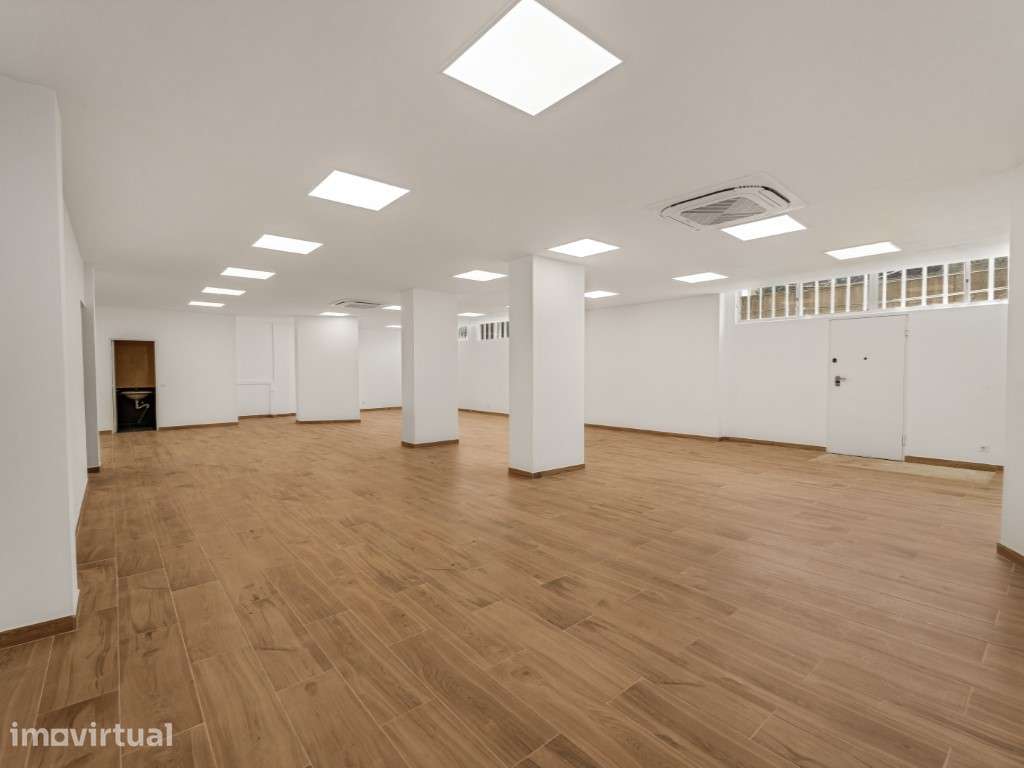Loja em Benfica com 524m², para arrendamento - Grande imagem: 5/25