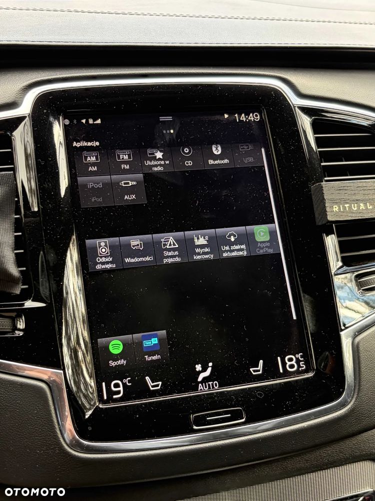 Volvo XC 90 D5 AWD R-Design 7os - 19