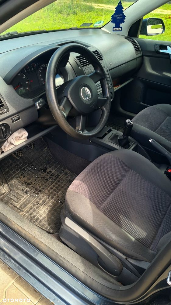 Volkswagen Polo - 6