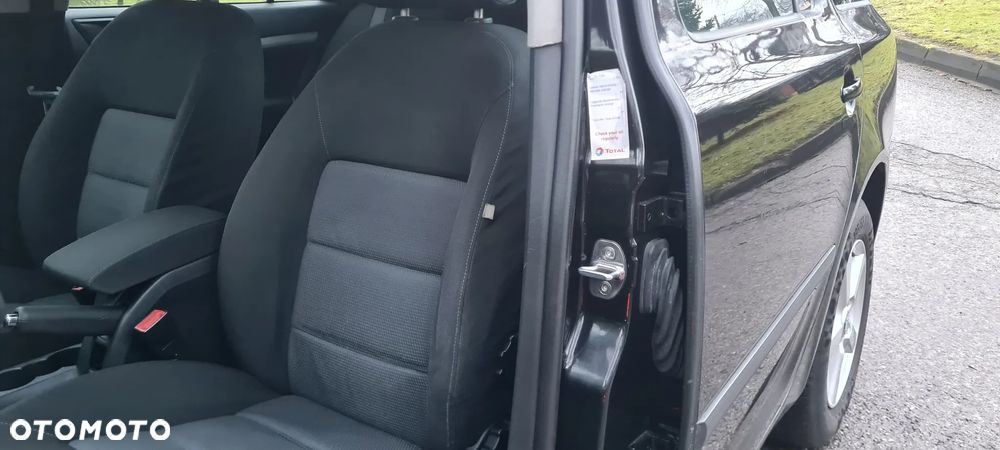 Skoda Octavia 1.6 Combi - 13