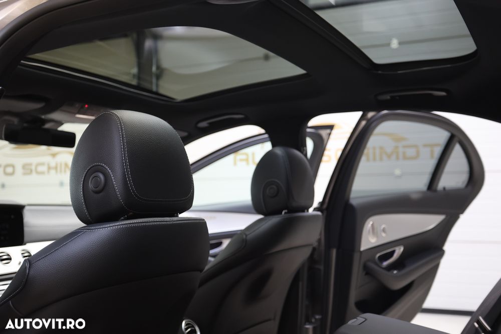 Mercedes-Benz E 300 4MATIC Aut. - 12