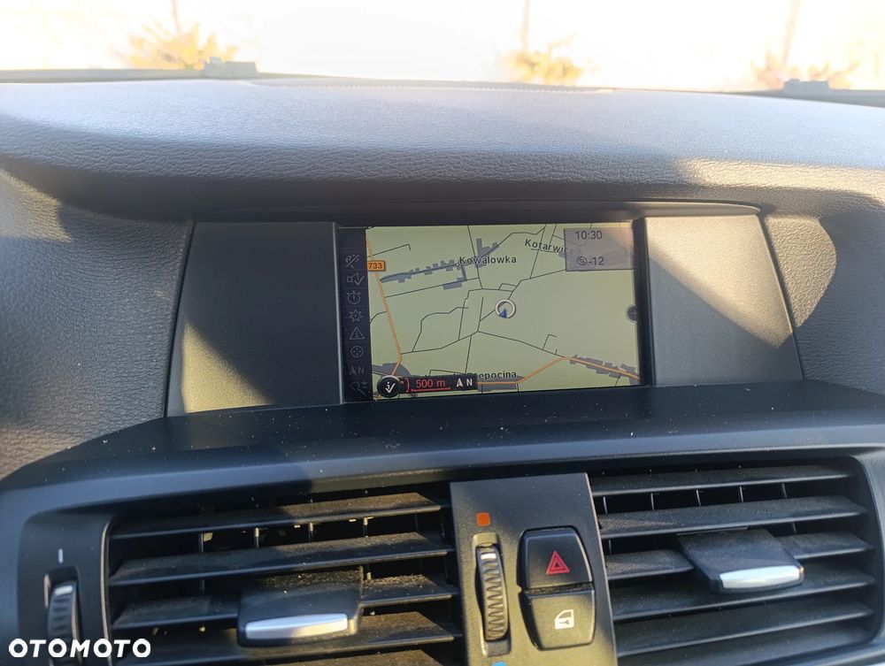 BMW X3 xDrive20d - 16