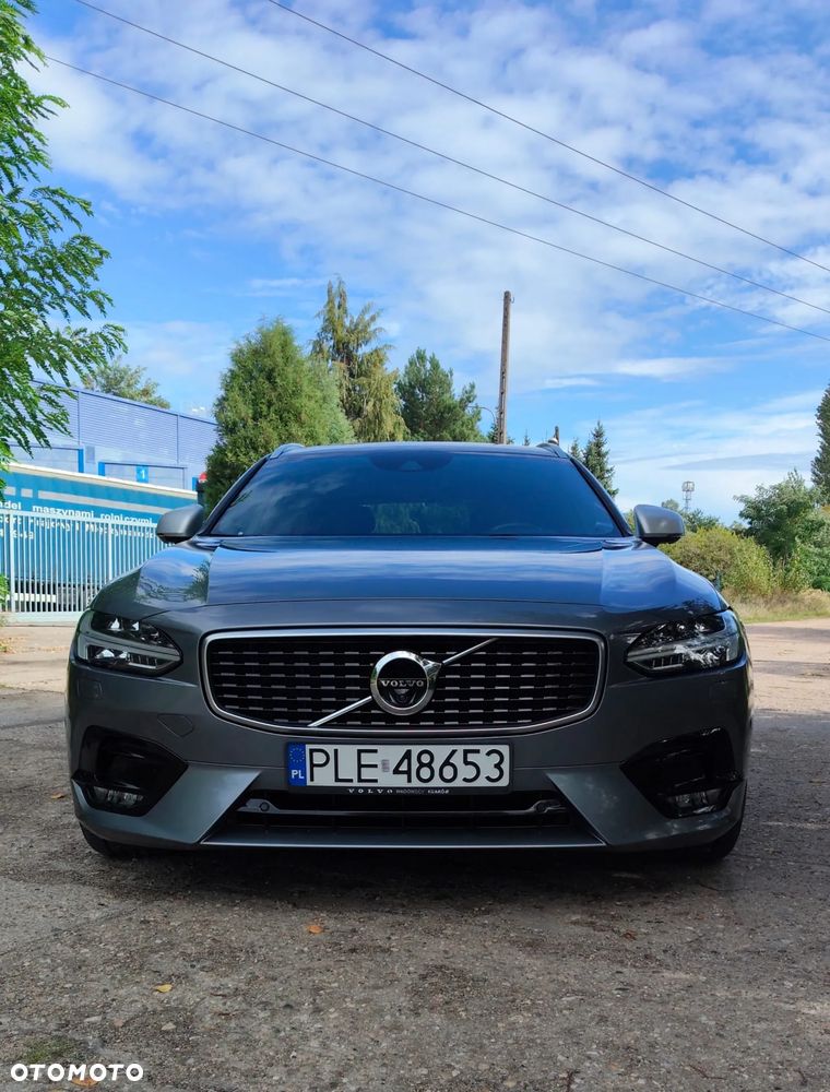 Volvo V90 D5 AWD R-Design - 4