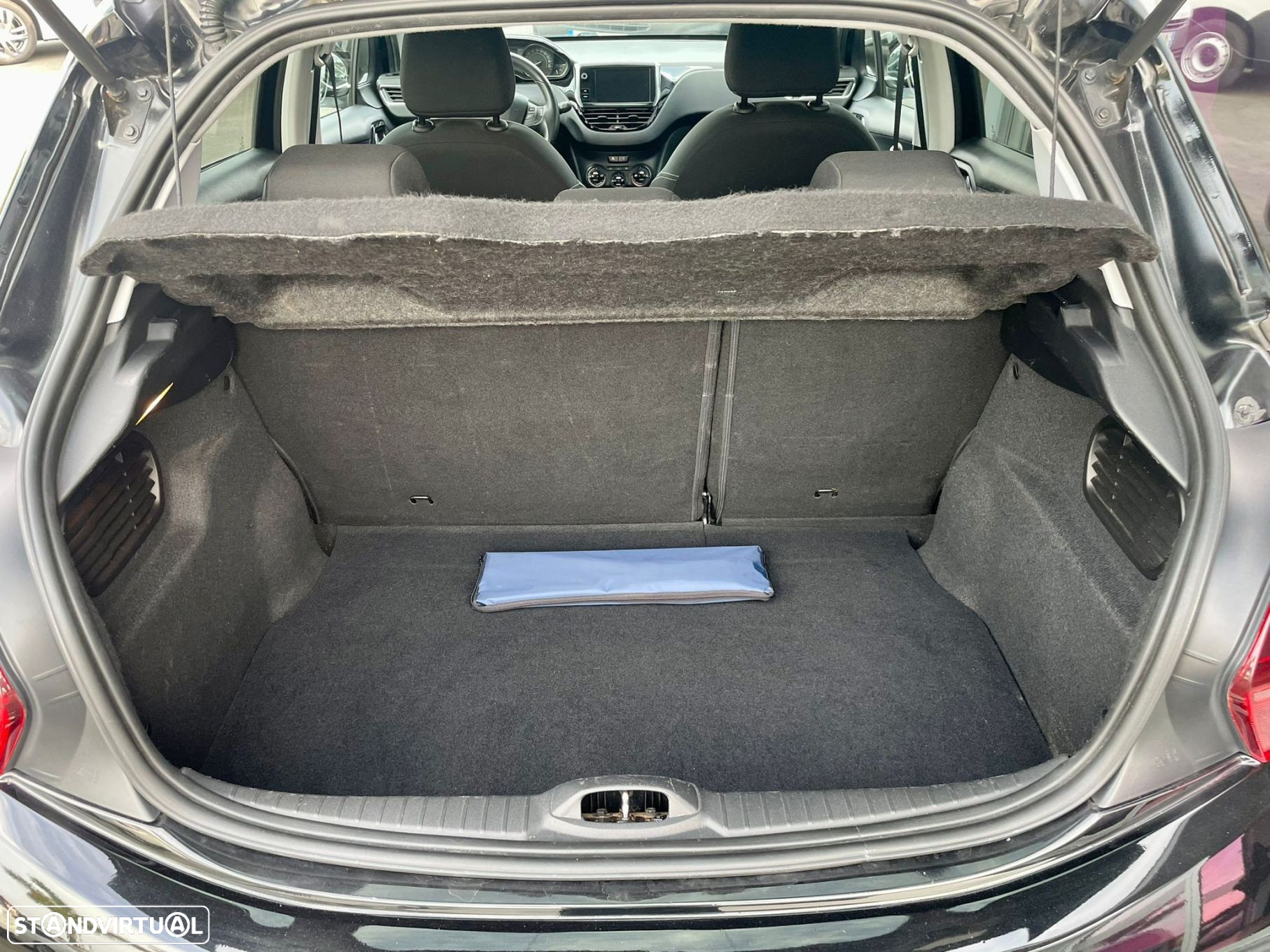 Peugeot 208 1.2 PureTech Style - 11