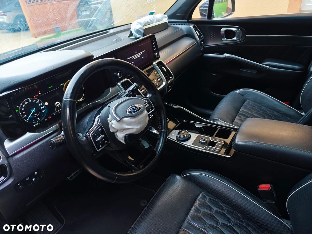 Kia Sorento 1.6T-GDI PHEV AWD OPF Platinum - 23