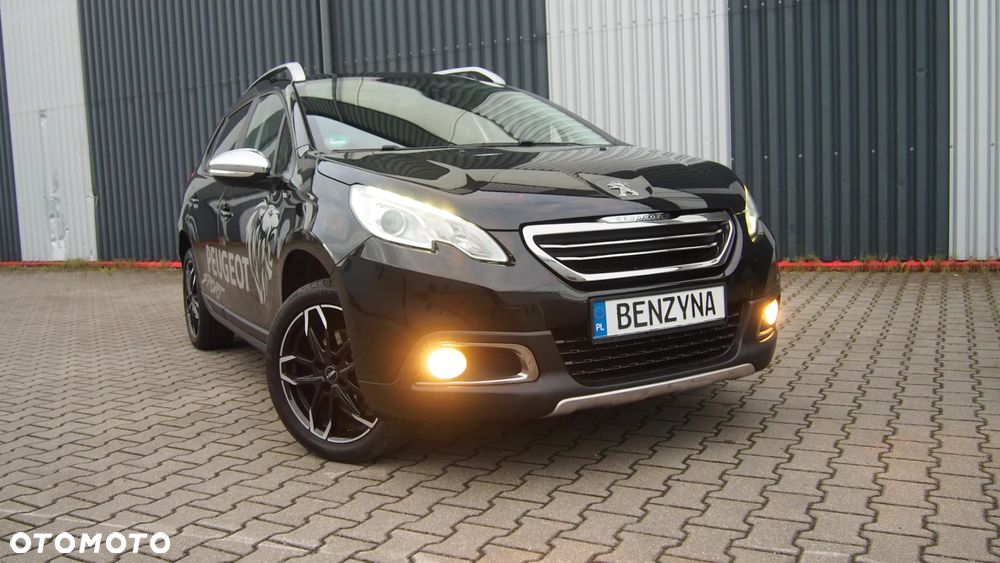 Peugeot 2008 1.2 Pure Tech Style S&S - 17