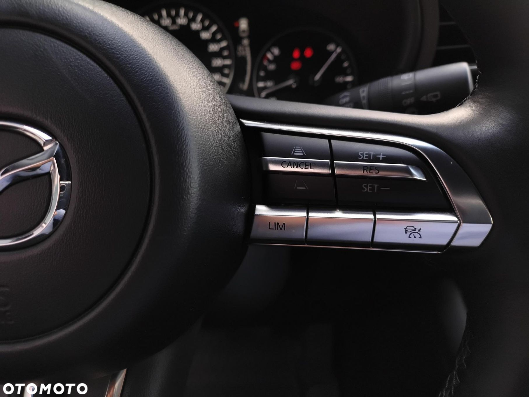 Mazda 3 - 11