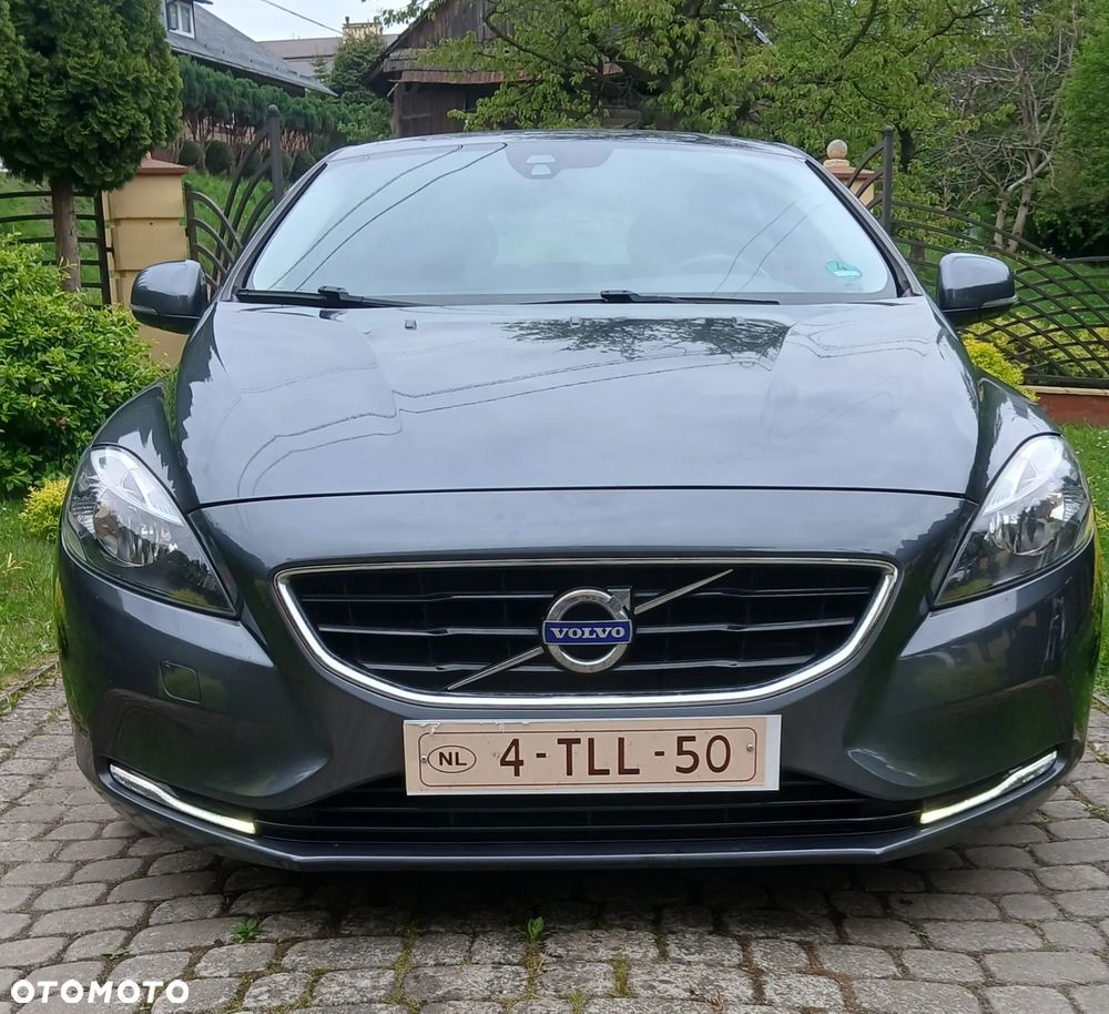 Volvo V40 D2 - 1