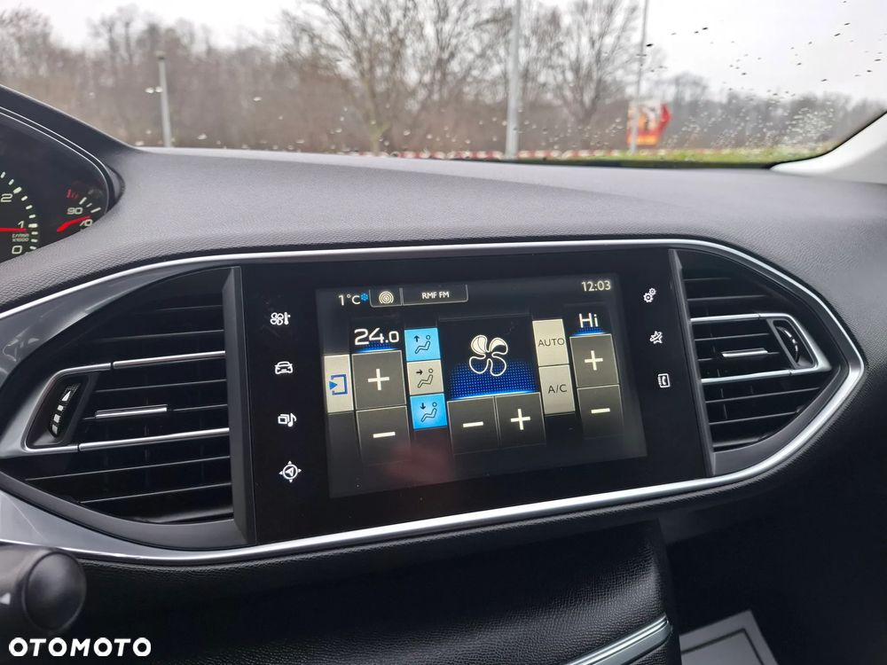 Peugeot 308 1.2 PureTech GPF Active Pack S&S - 22