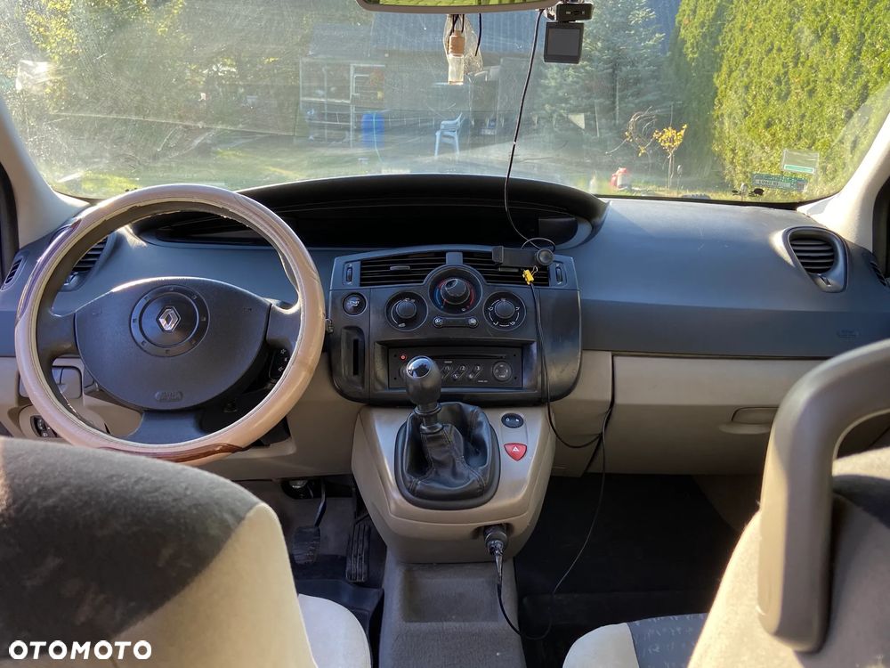 Renault Scenic - 9