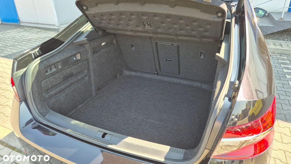 Skoda Superb 2.0 TDI Style DSG - 24