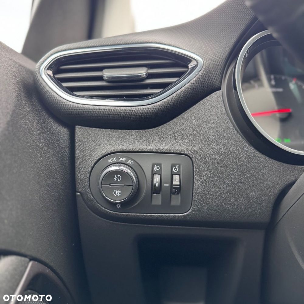 Opel Crossland X - 36