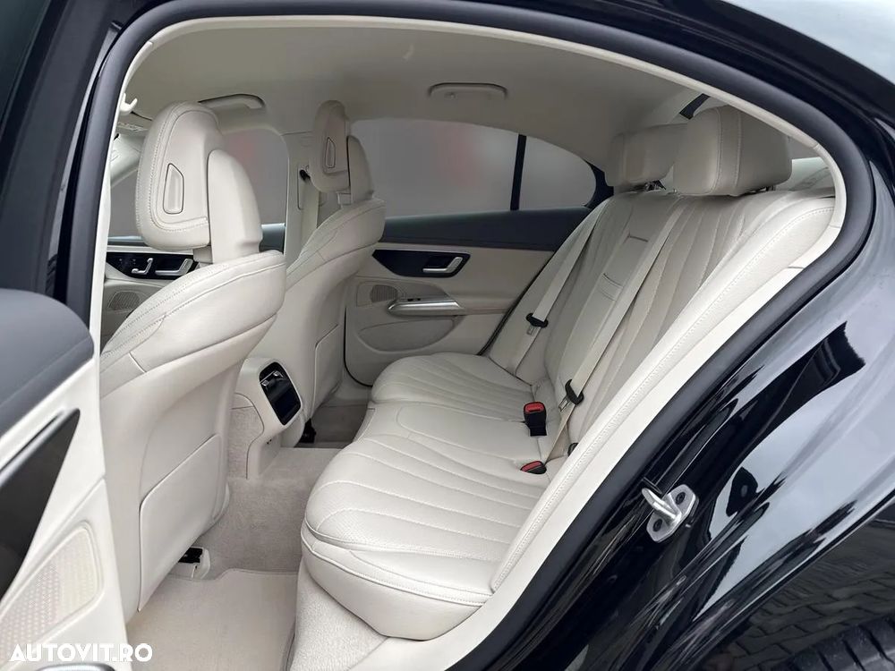 Mercedes-Benz E - 14
