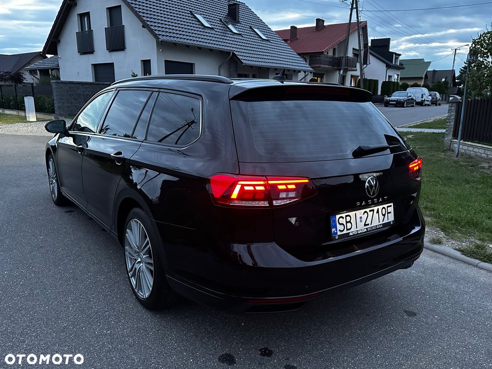Volkswagen Passat - 4