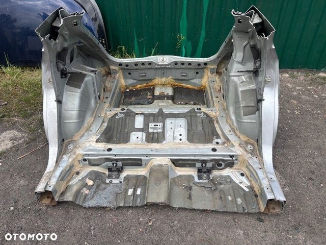 HONDA CIVIC VIII UFO PAS TYLNY BŁOTNIKI ĆWIARTKA WANNA 06-11r 5D - 4