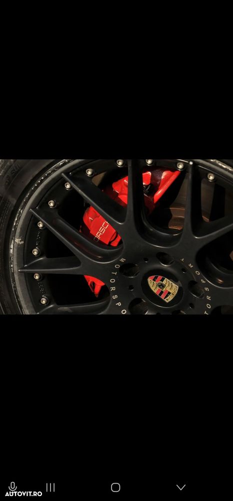 Porsche Cayenne 4.2 L S - 17