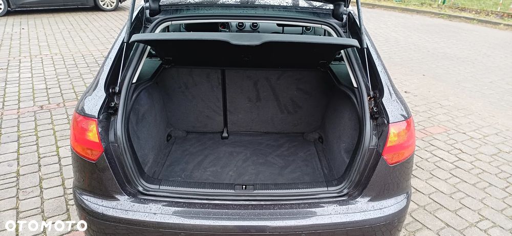Audi A3 Sportback 2.0 TDI DSG S line Sportpaket plus - 9
