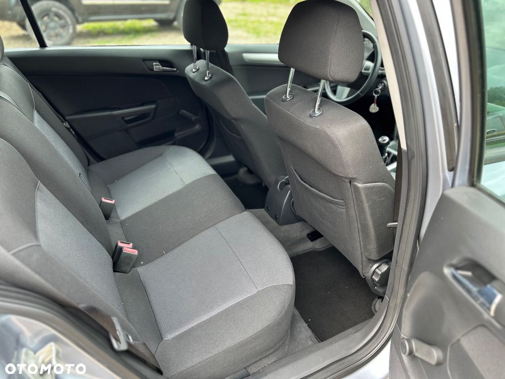 Opel Astra 1.6 Edition 111 Jahre - 22