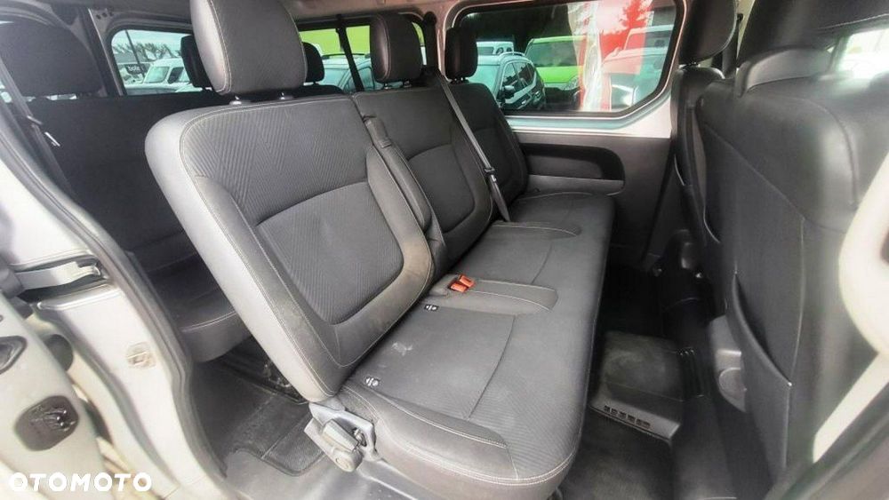 Renault Trafic - 12