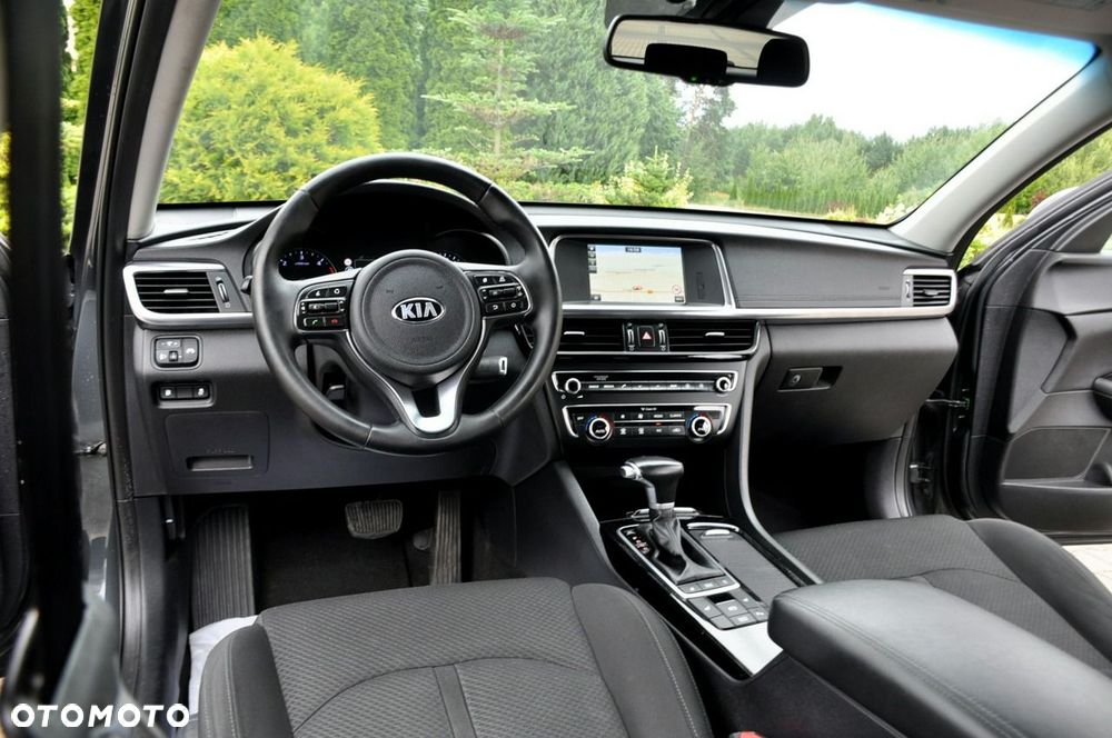 Kia Optima - 28