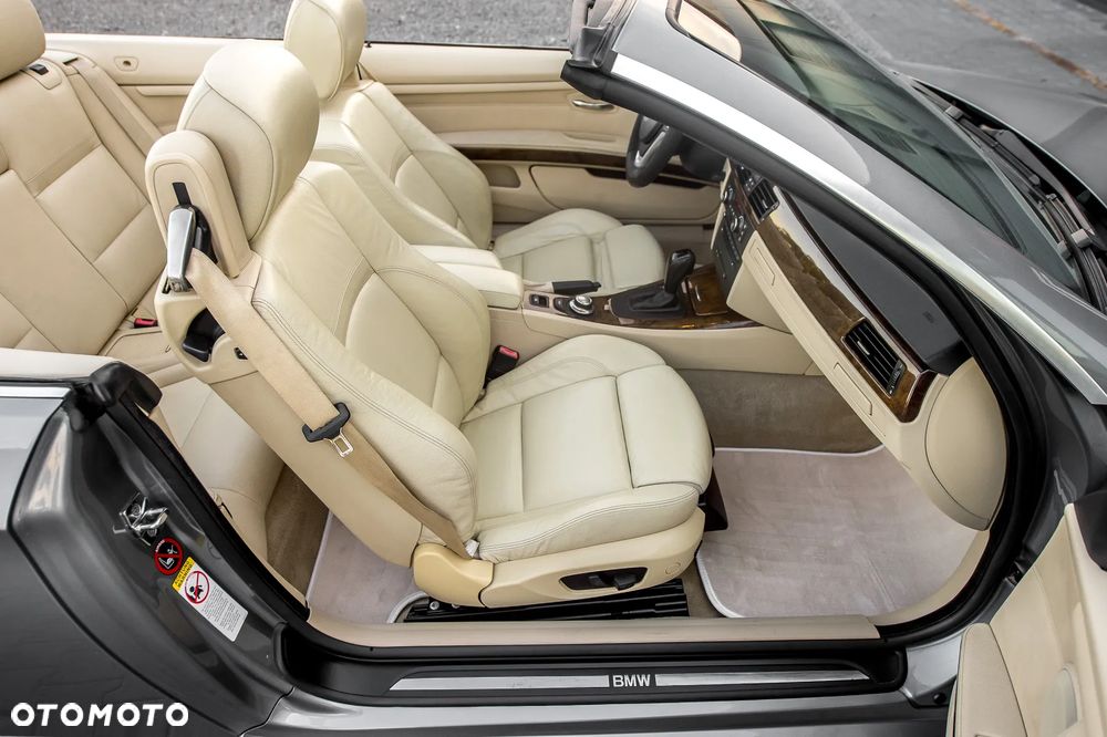 BMW Seria 3 325i Cabrio Edition Exclusive - 21