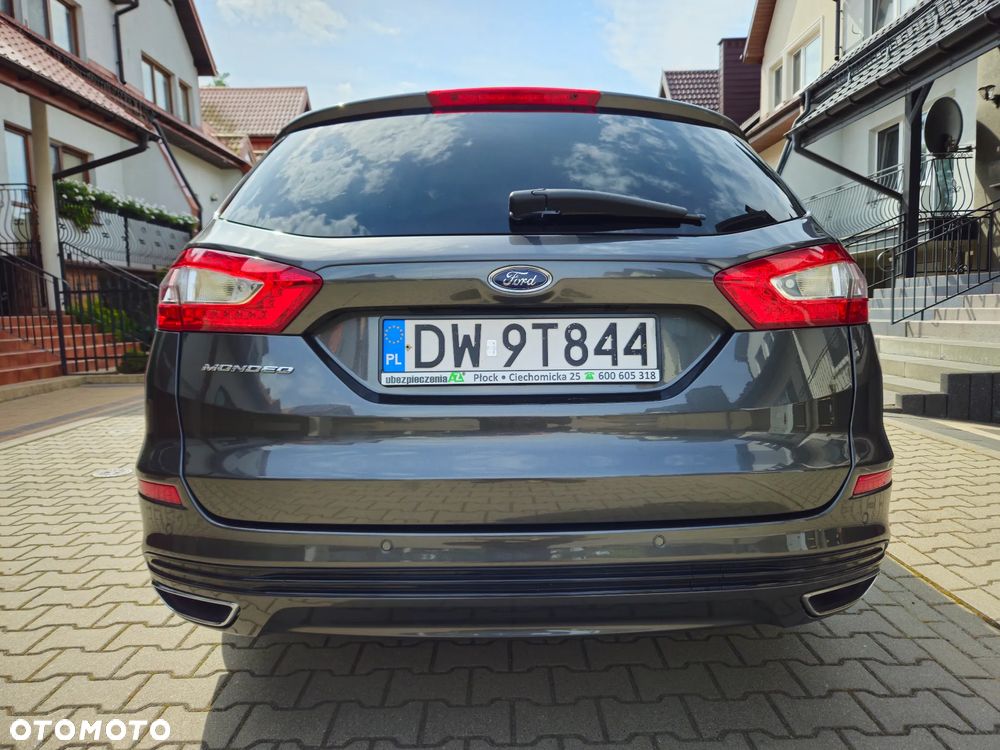 Ford Mondeo 2.0 TDCi Titanium PowerShift - 39