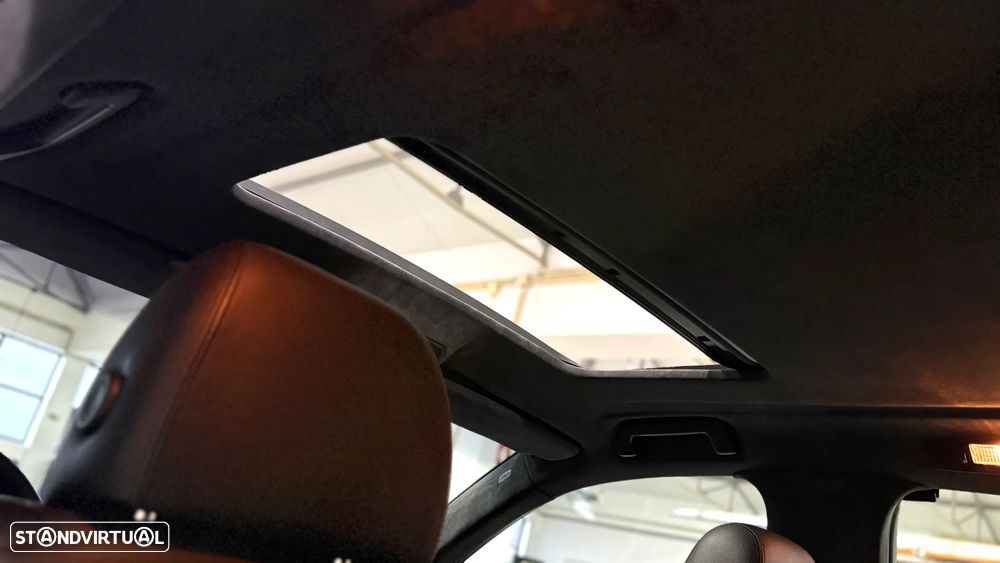 Porsche Cayenne Turbo - 33