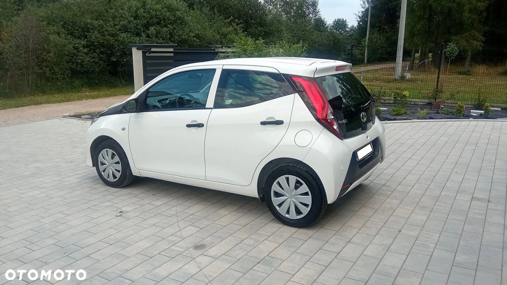 Toyota Aygo x - 6