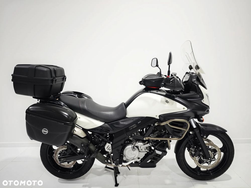 Suzuki V-STROM - 1