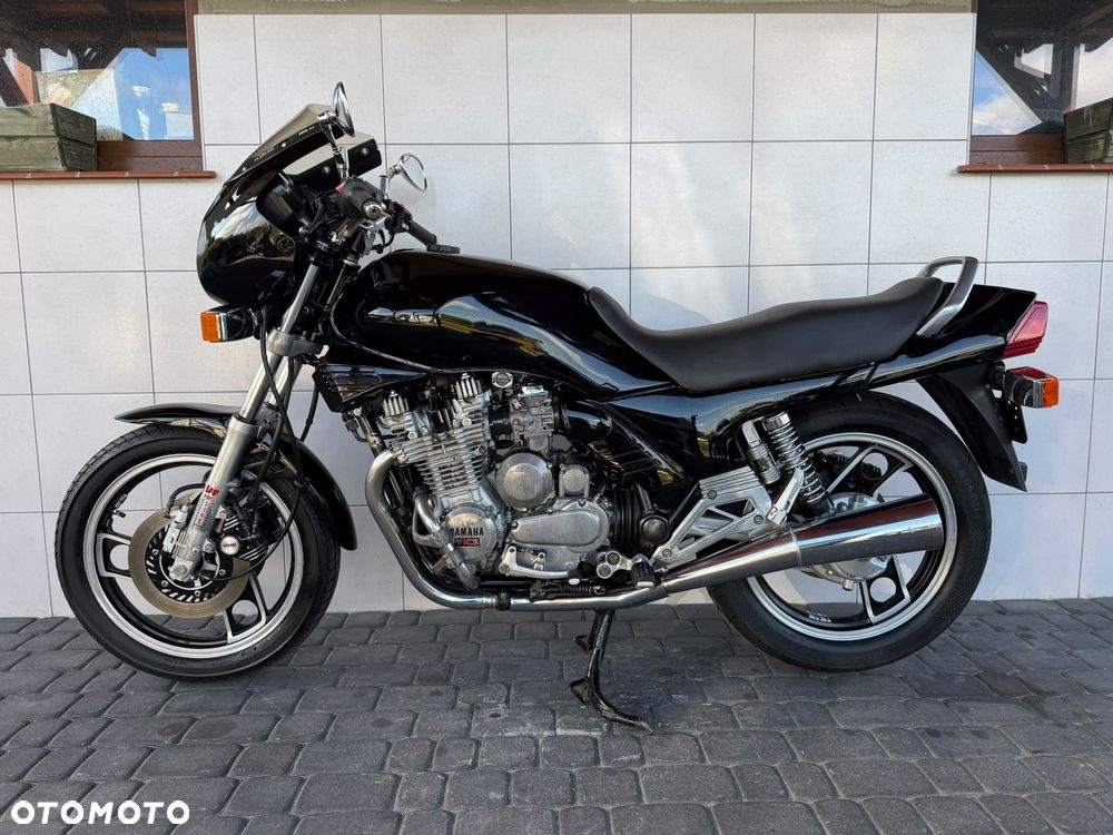 Yamaha XJ - 3