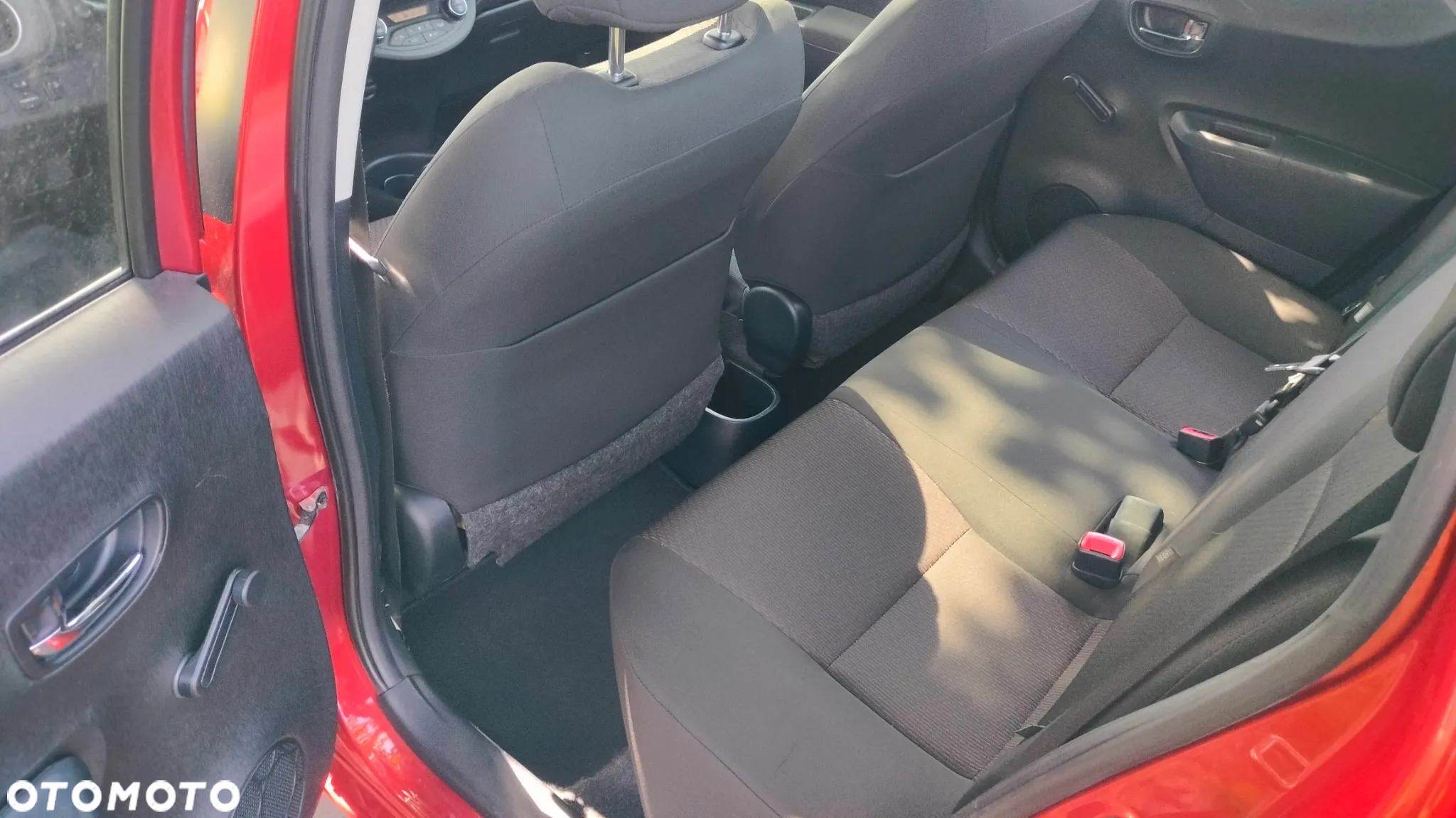 Toyota Yaris 1.33 Business Edition - 17
