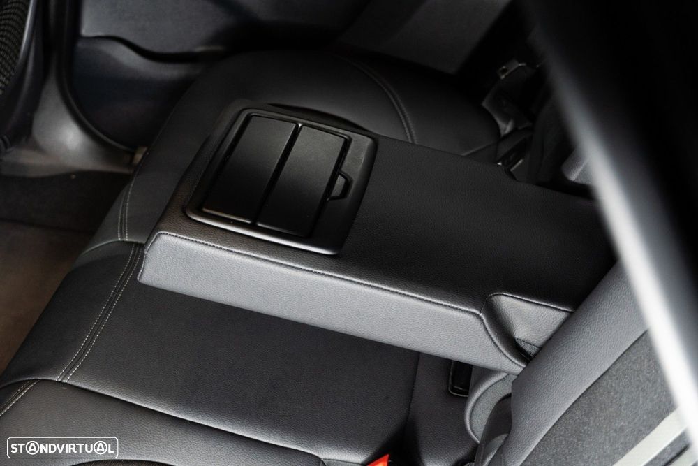 BMW 225xe Active Tourer Line Sport - 35