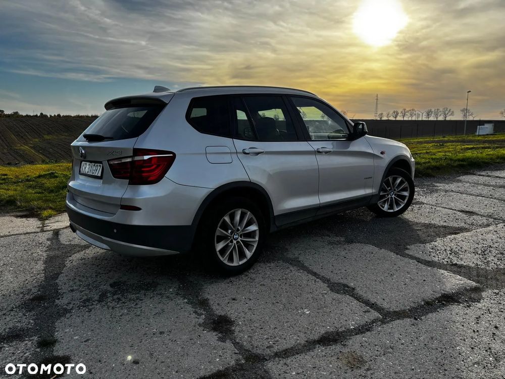 BMW X3 xDrive28i - 8