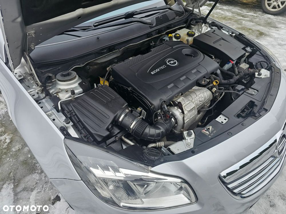 Opel Insignia - 10