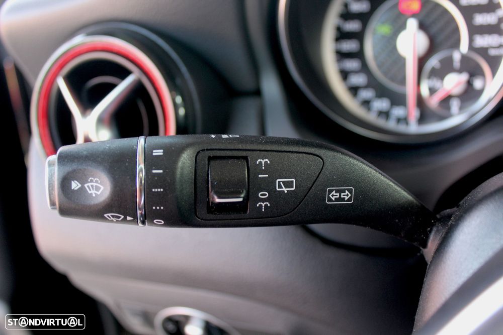 Mercedes-Benz CLA 45 AMG 4Matic 7G-DCT - 22
