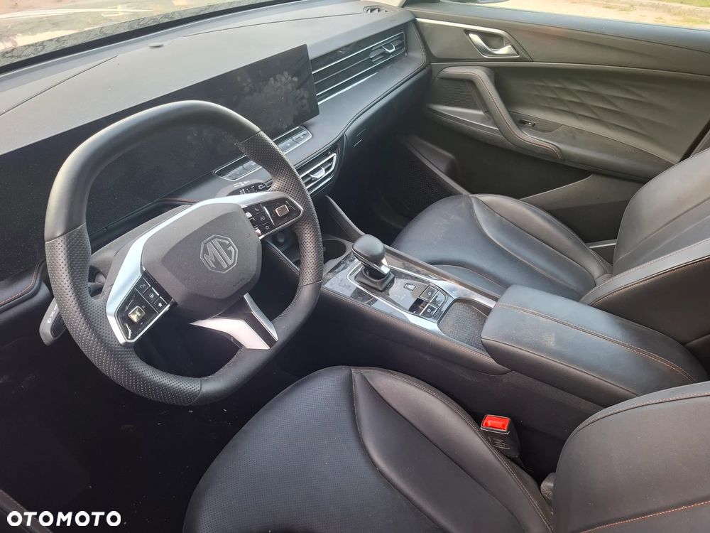 MG HS 1.5T Luxury - 6