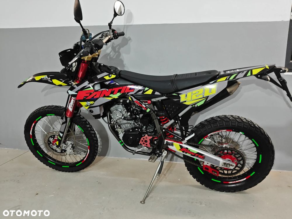 Fantic Inny - 22