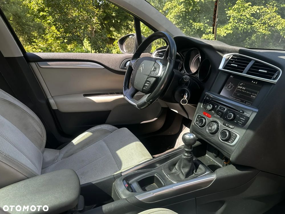Citroën C4 1.2 e-THP Exclusive - 4