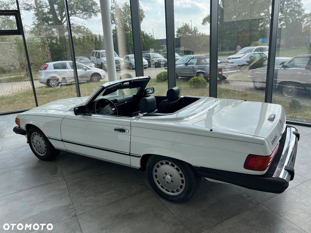 Mercedes-Benz SL - 12