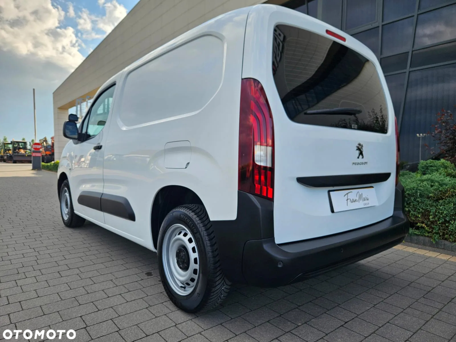 Peugeot Partner - 9