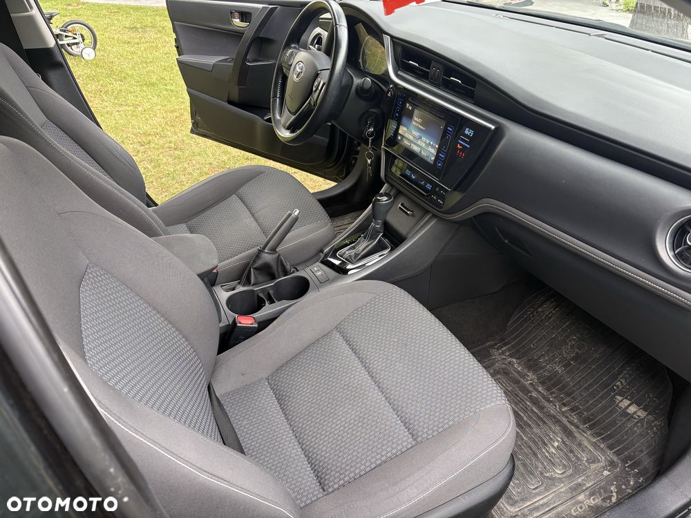 Toyota Corolla - 8